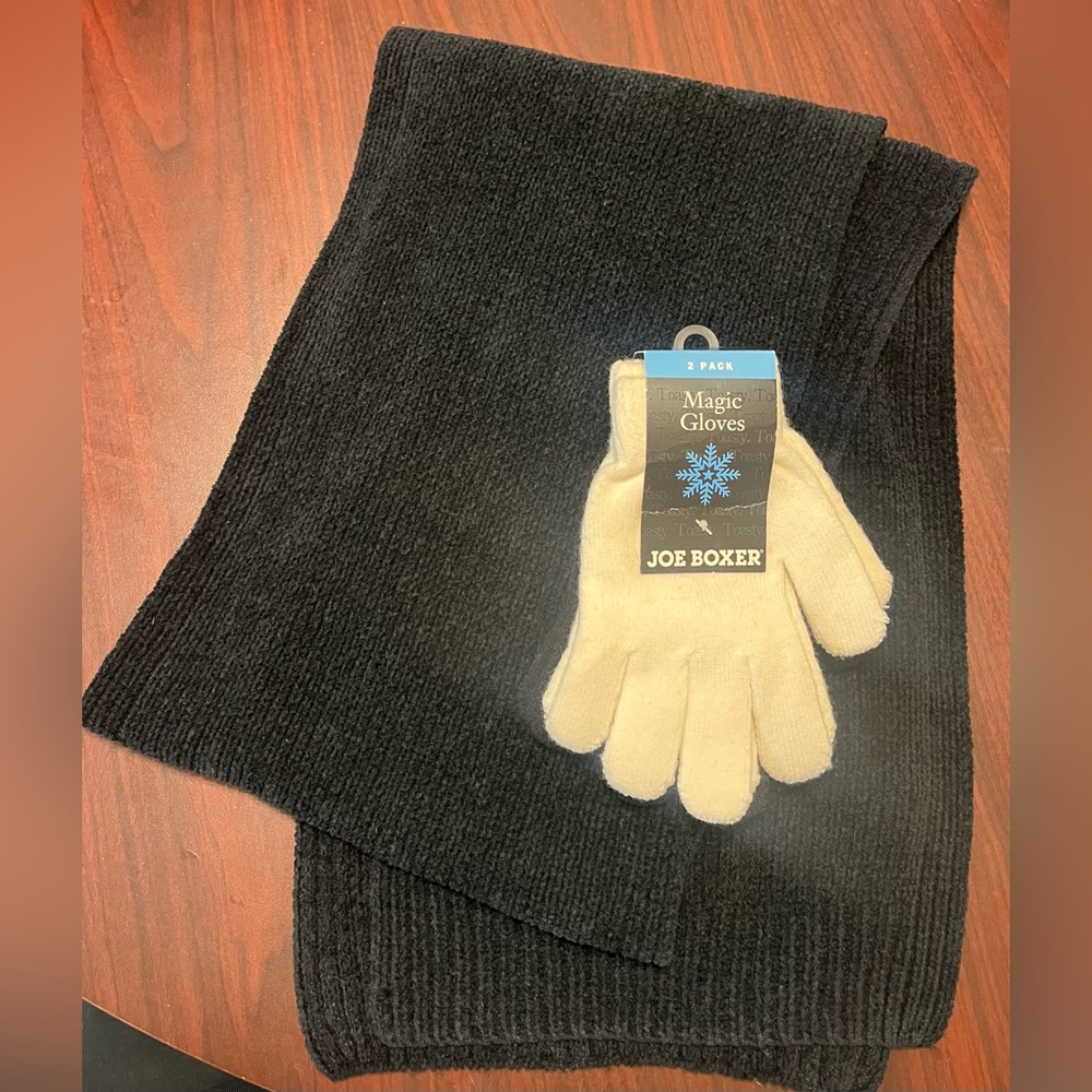 Scarf and 2-Pack Gloves